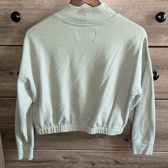 Calvin Klein Jeans Logo Fleece Cropped Sweatshirt - Picture 4 of 5